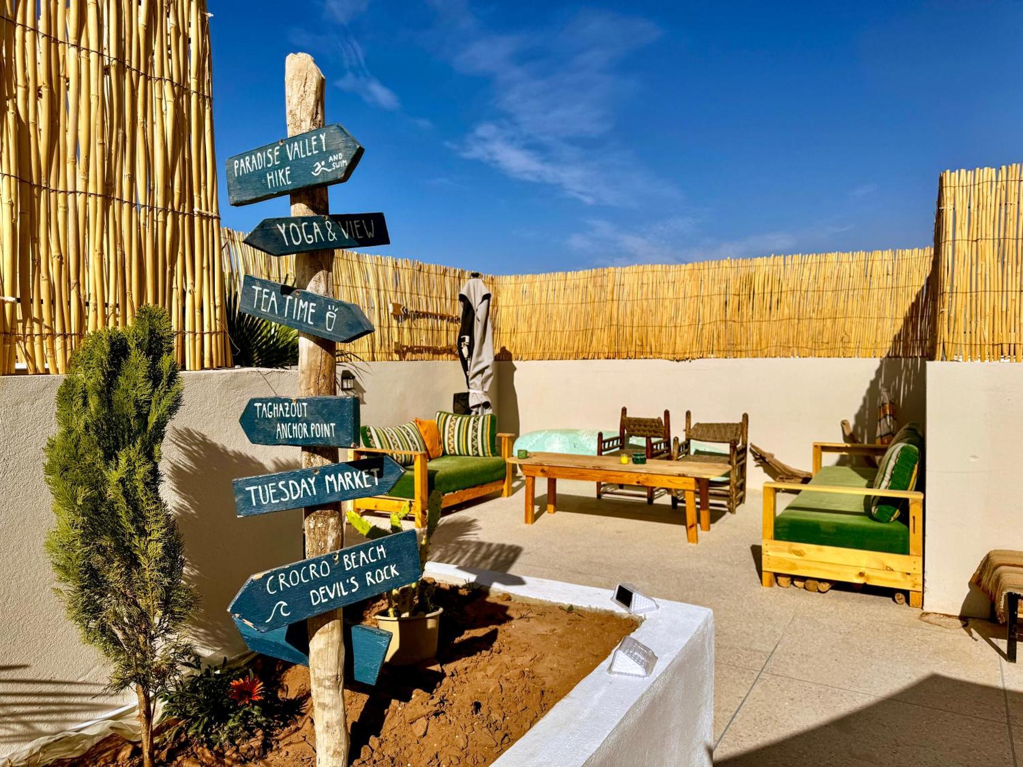 Ocean Surf House Hostel Tamraght Luaran gambar